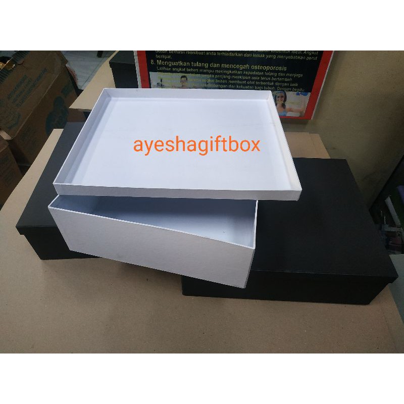 

Kotak kado polos / seserahan 33x28x10