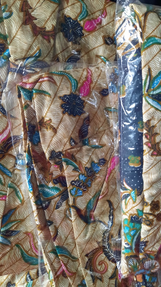 Kemeja Batik Pria Lengan Panjang Size M L Xl Xxl  Bswart Batik Hrb026