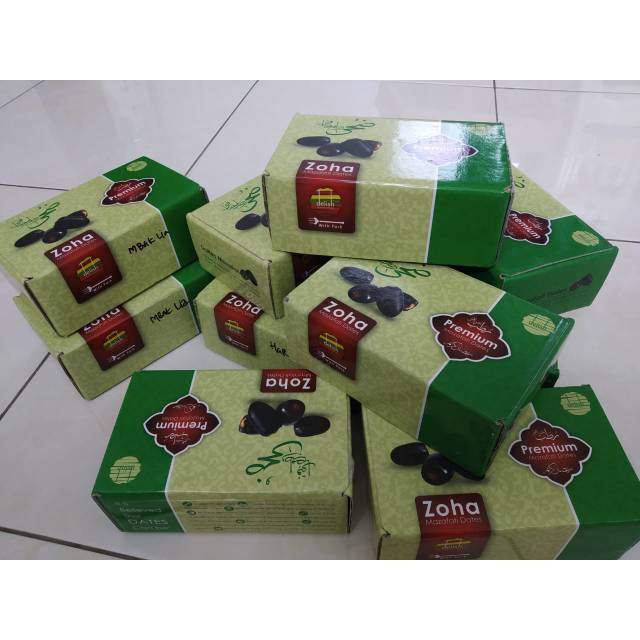 kurma Zoha 1/2 kg (1 box)