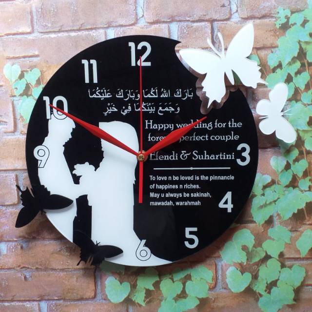 Kado Pernikahan Jam Dinding Akrilik Desain Kupu