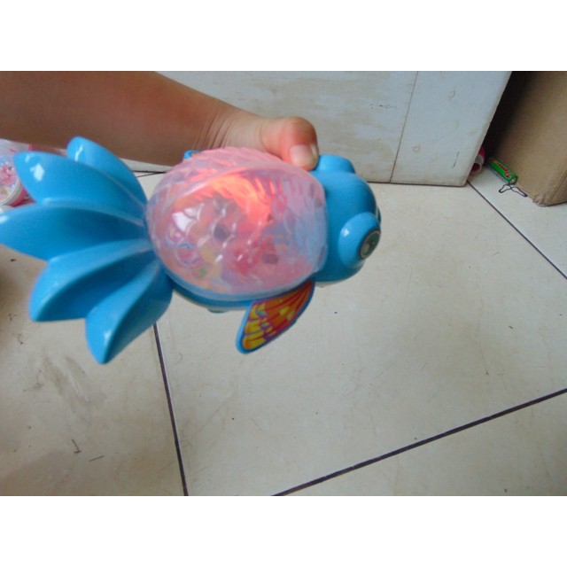 Mainan Ikan Mas Koki Tarik Jalan Ada Nyala Lampu LED LT-104