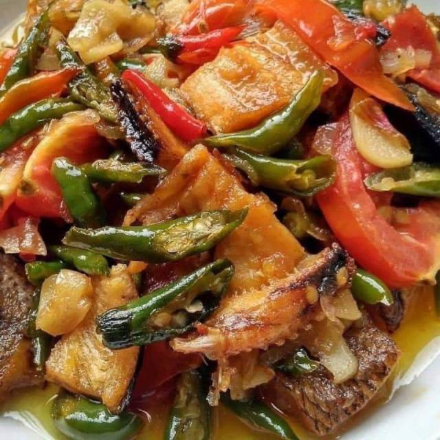 

SAMBEL IRIS IKAN ASIN GABUS.