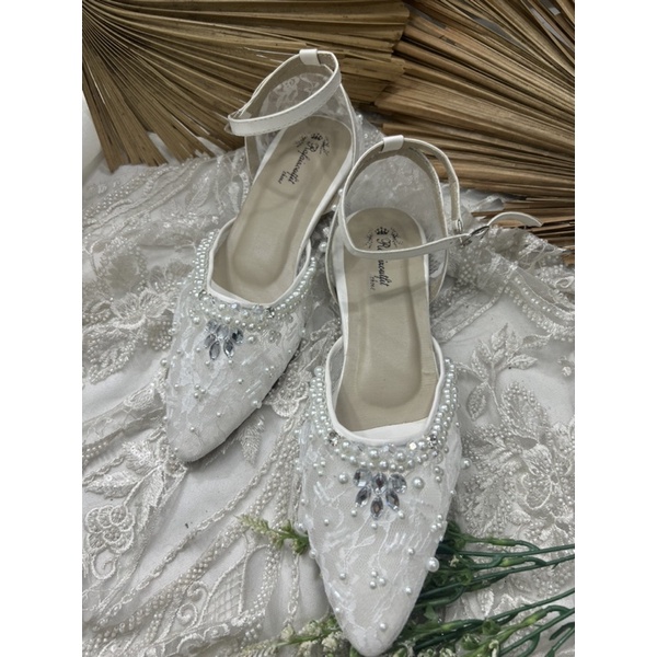 flatshoes wanita Zaneta putih tali