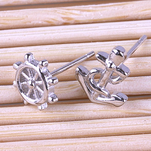 Hu Hu Hu Hu Hu Alat Bantu Pasang Kacamata♡ Anting Tusuk Asimetris Model Jangkar / Kemudi Kapal Warna Silver Untuk Wanita