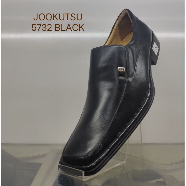 sepatu kantor pria , sepatu formal  ,bahan kulit asli JOO KUTSU
