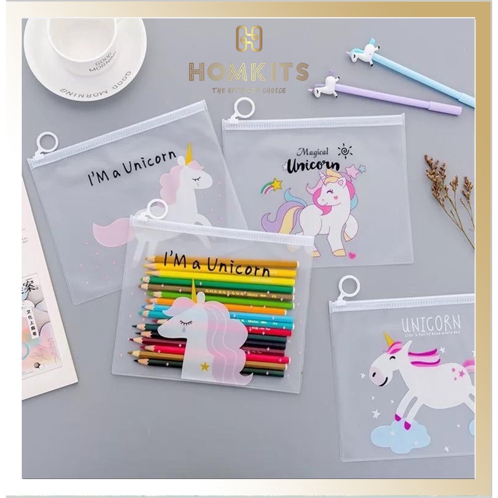 

HKS-H022 Tempat Pensil / Tas Pouch Kosmetik Transparan Pencil Motif Karakter Unicorn Impor