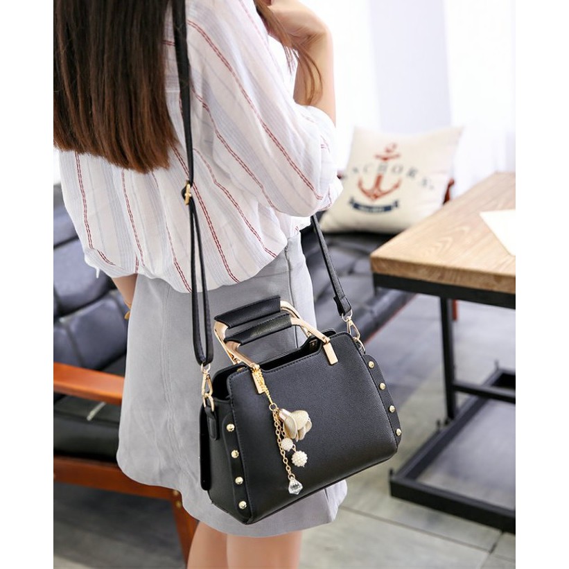 BJ22222 BLACK/BLUE/GRAY/PINK/RED TAS IMPORT SALE TAS WANITA FASHION IMPORT MODIS ELEGAN TERMURAH TERLARIS TERBARU BAGSTORE JAKARTA TAS BATAM GT1747 VC88767 LT1113 KPC7157 B88767 BQ2023 B2222