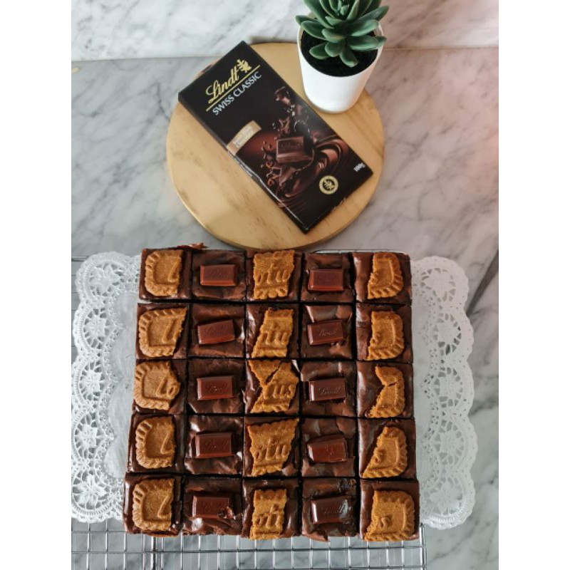 

Brownies Premium Topping Special