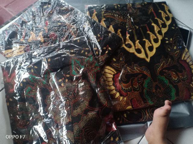 Couple Keluarga - Couple Batik Indonesia Sarimbit