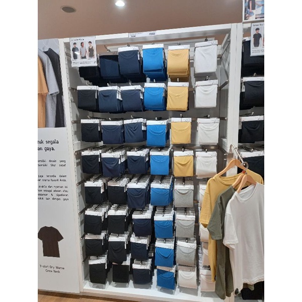 T-shirt basic uniqlo