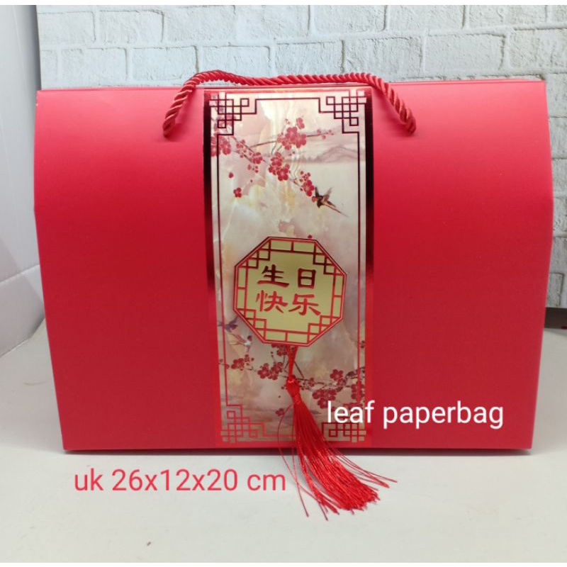 

Paper bag ulang tahun motif chinese gift box kotak kado tas kado birthday sheng ri kuai le