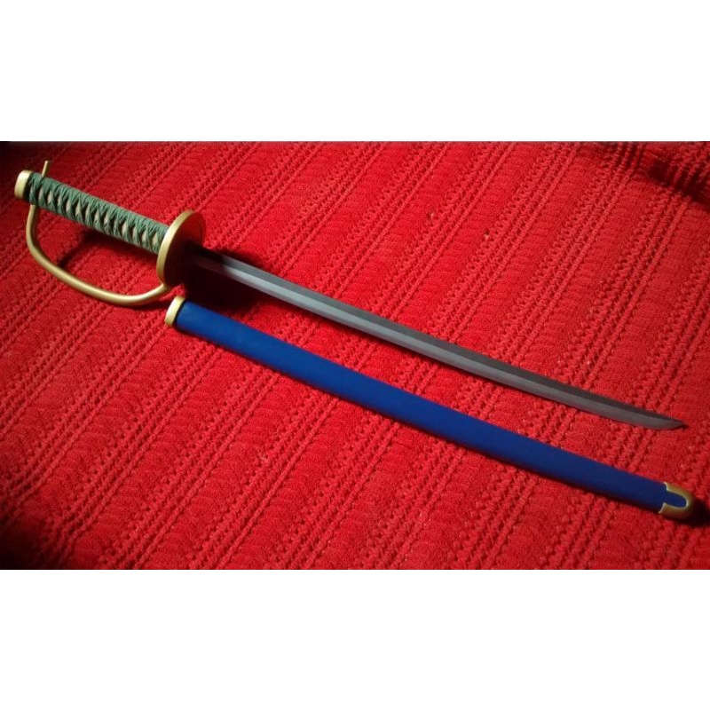 mainan pedang kayu Gryphon Shanks