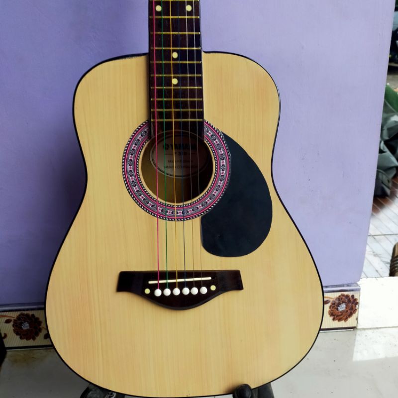 Gitar Akustik 3/4 tanem besi rangka silang