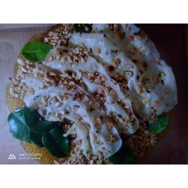 

PROMO!! Peyek kacang hijau, rebon, kacang tanah edisi toples plastik cantik