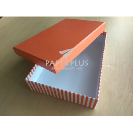 

Kotak Kado / Kotak Hadiah / Gift Box Pakaian B / Garis Orange