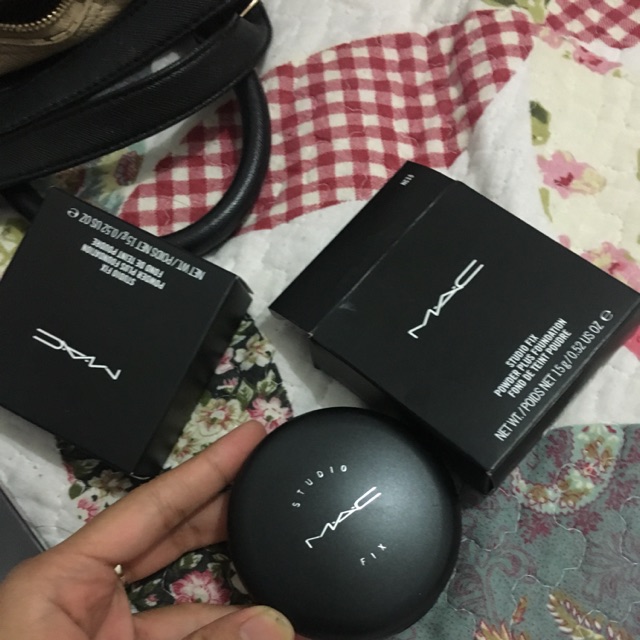 Bedak MAC STUDIO FIX PLUS FOUNDATION ORIGINAL !