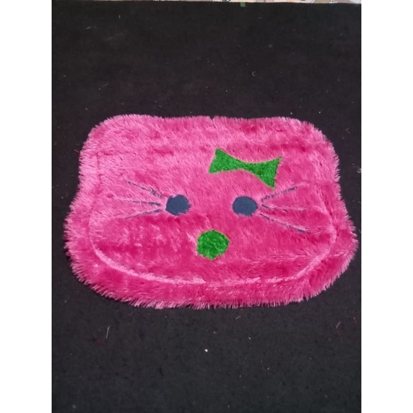 Kesed kaki keset motif karakter bulu rasfur pink