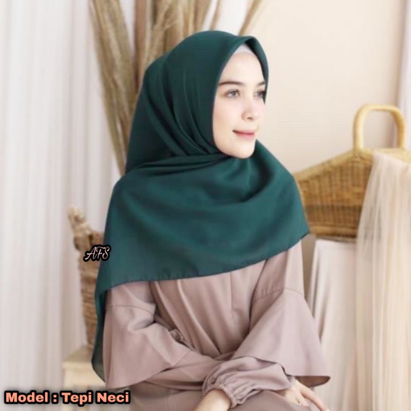 Jilbab Bella Square Laser Cut Original Polycotton PREMIUM Kerudung Segi Empat