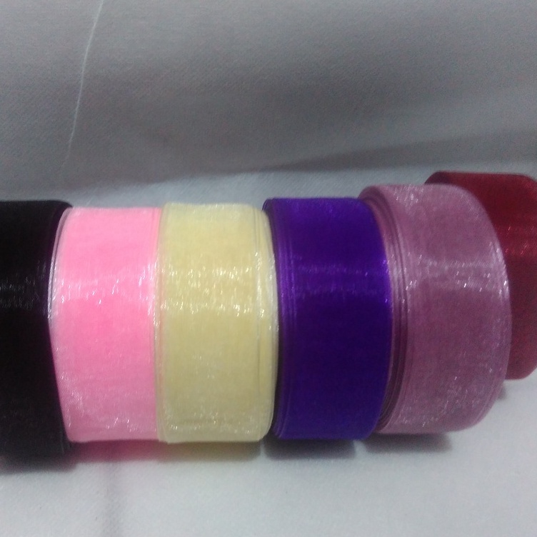 

Organdi Biasa Warna Ukuran 1 inch/ 2,5 cm Per Roll