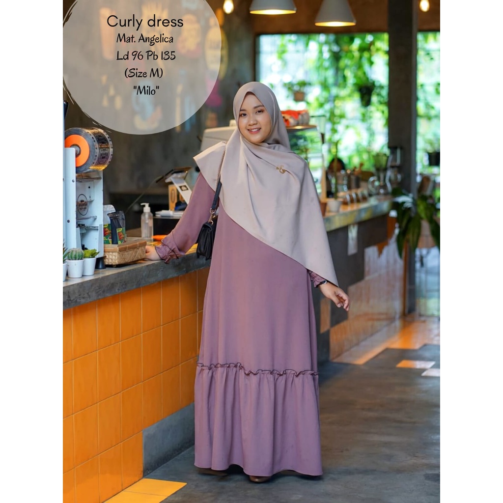 Zaina kriwil dress by elhurriyah