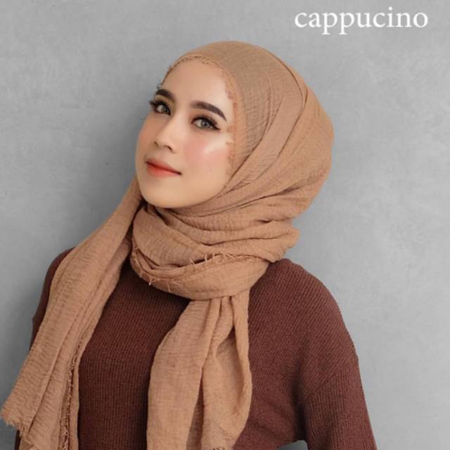 Crinkle Shawl Premium &quot;Special Offer&quot; (Buy 1 Crinkle Shawl Get 1 Free Pashmina Kusut)