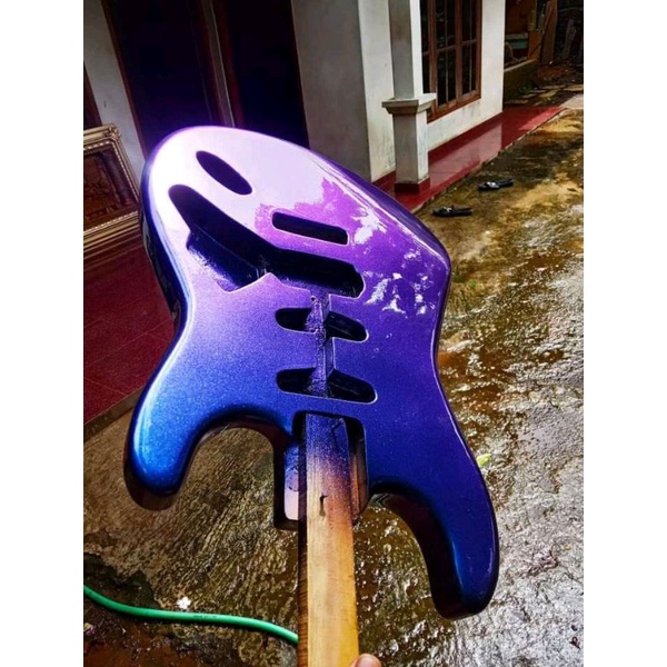 Body Gitar Stratocaster