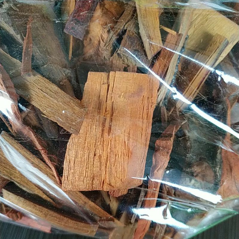 

Kayu Secang 1 kg Pewarna Alami Batik Shibori Ecoprint