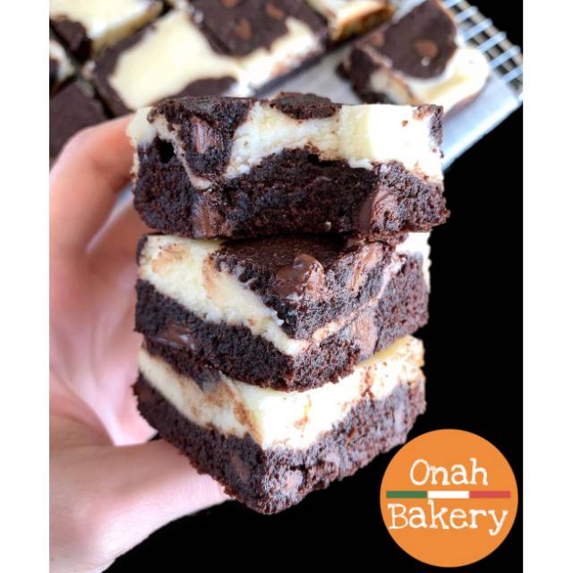 

Cheesecake Cream Cheese Fudgy Brownies | Onah Bakery