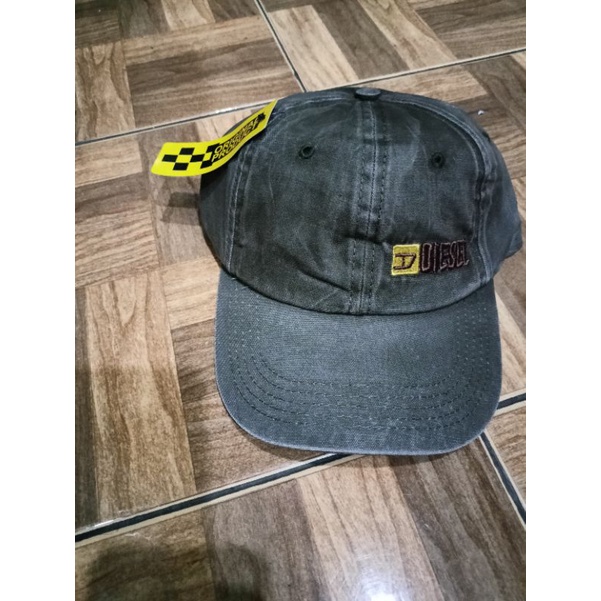 Topi Laki-Laki Dewasa