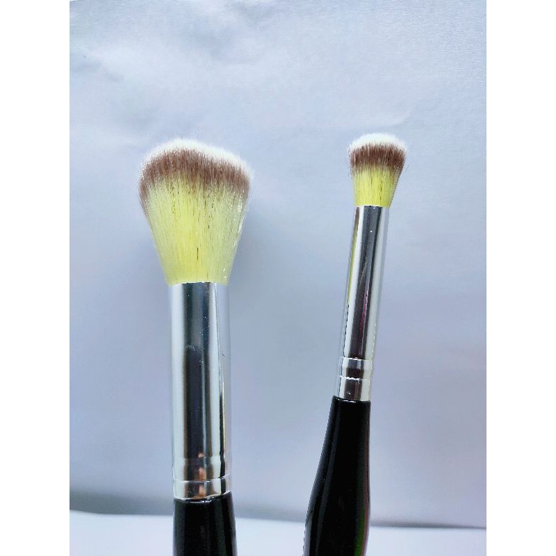 Kuas Blending Blush 2 in 1 Brush Make Up List Hitam 1 Pcs - Brush Beauty