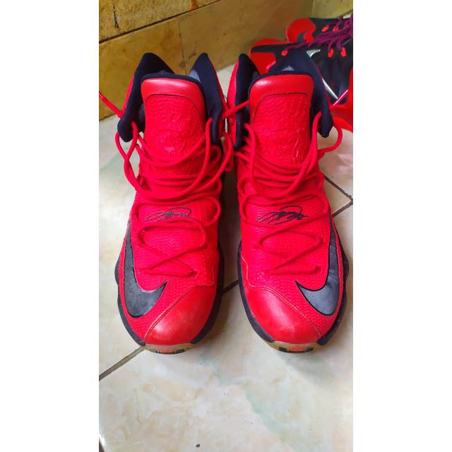 Sepatu basket nike lebron XIII elite 'university red' size 45,5