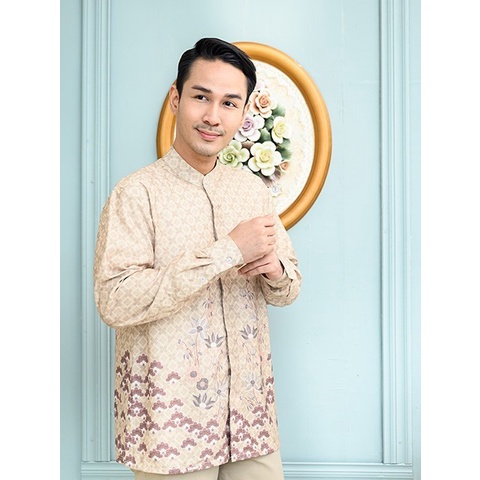 Keenan Shirt in Rosy Peach - Wearing Klamby