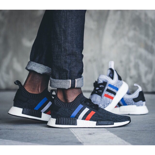 Sneaker NMD R1 Primeknit Tricolor Pack Black Sepatu Lari Jalan Fitness