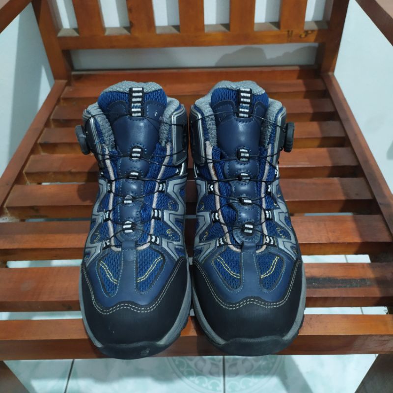 Kolon - Sepatu Gunung Second Original