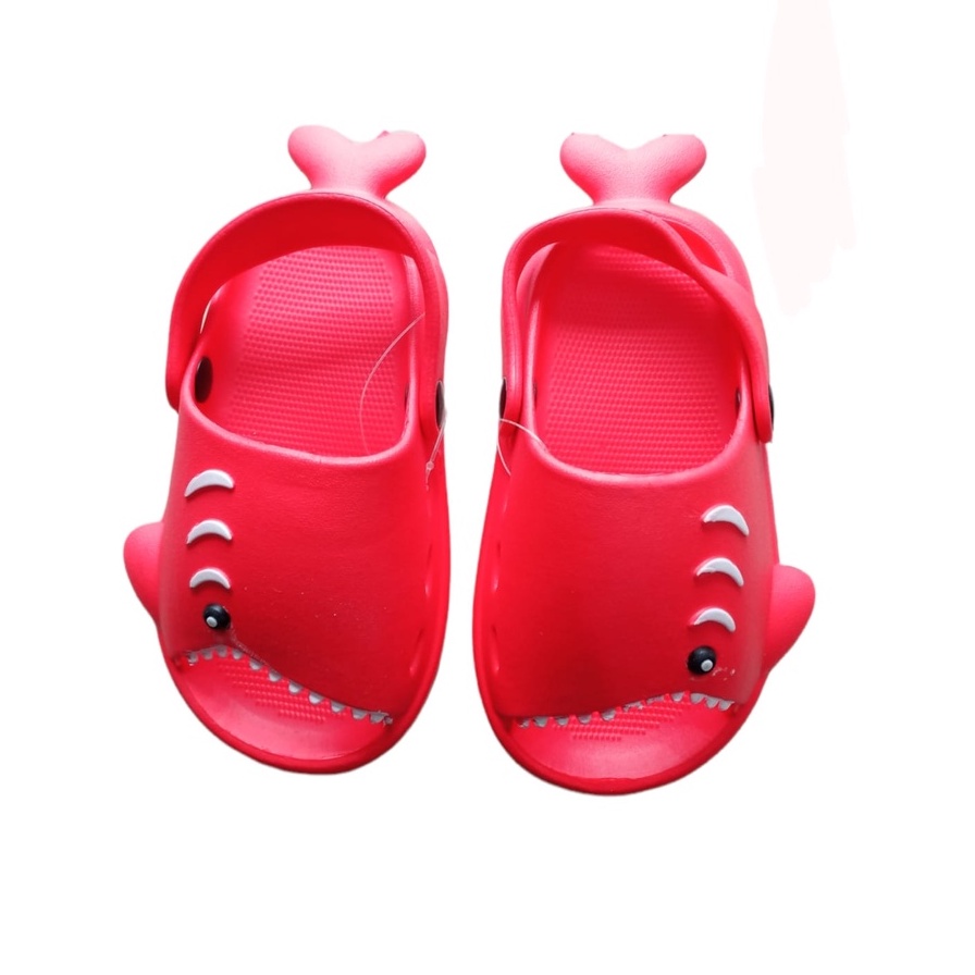 Sendal Anak Laki Laki IMPORT Usia 3 4 5 Tahun Baby Shark Lentur Elastis - Sepatu Sandal Slop Anak Cowok Model Ikan Lucu MERAH Sendal Anak Cowok Cewek Kret Anti Licin Sendal Slop Anak Tali Belakang Nyaman Dipakai Size 24-28