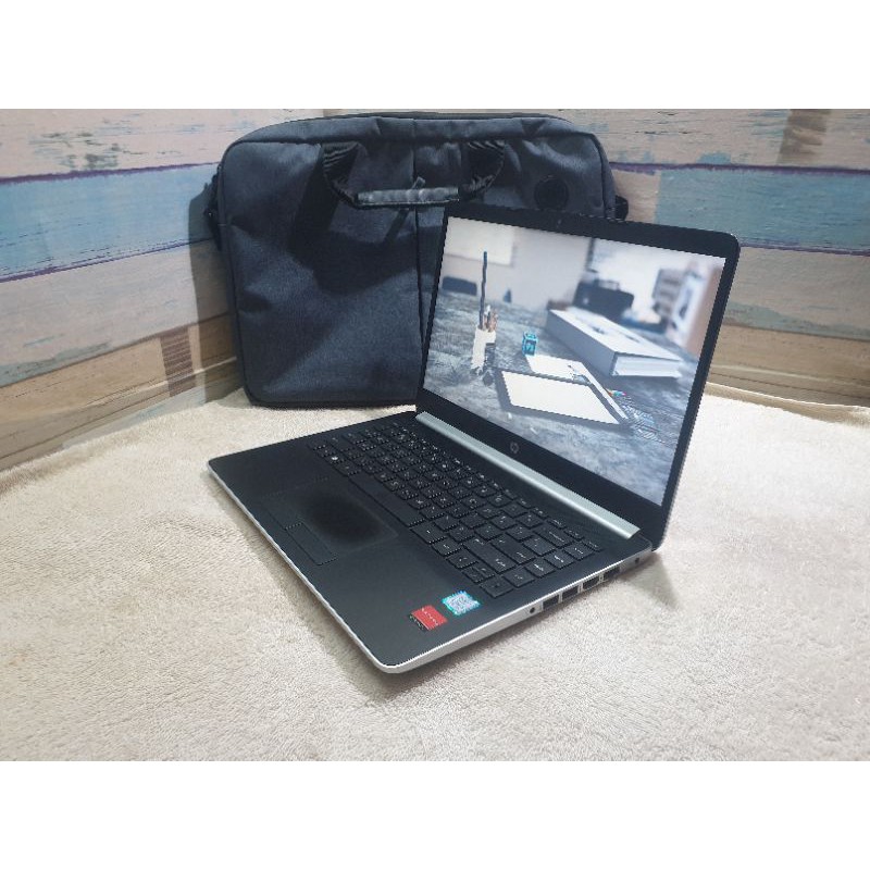Laptop Hp 14s Slim Core i5-8250u Ram 4Gb Hdd 1Tb Dual VGa