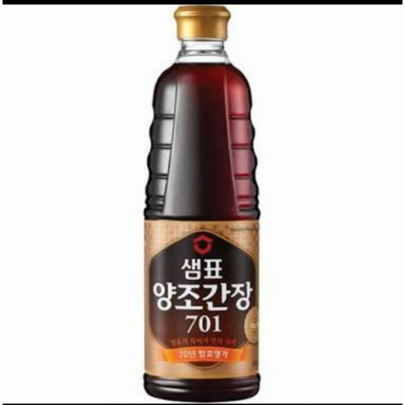 

Sempio Naturally Brewed Soy Sauce 860 ml
