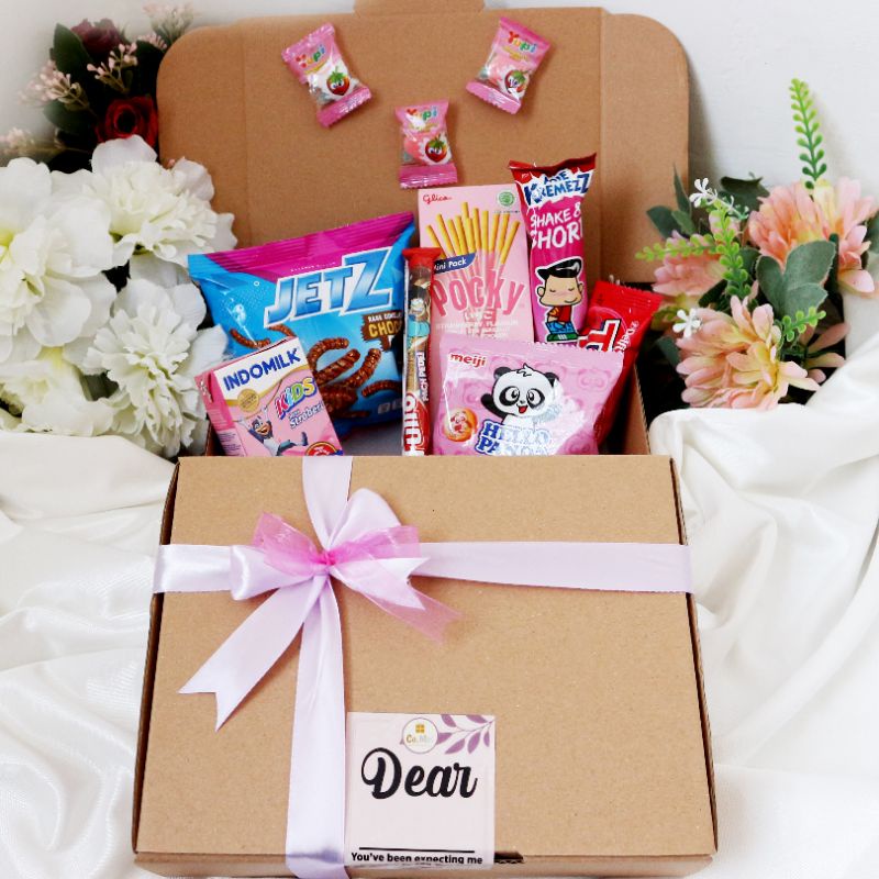 

HAMPERS VALENTINE MURAH/KADO VALENTINE MURAH/ JAJAN MURAH/ HAMPERS SNACK MURAH/ SNACK BOX MURAH