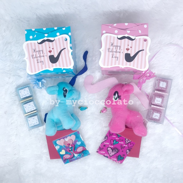 

Paket cokelat valentine murah boneka coklat kado spesial ekonomis