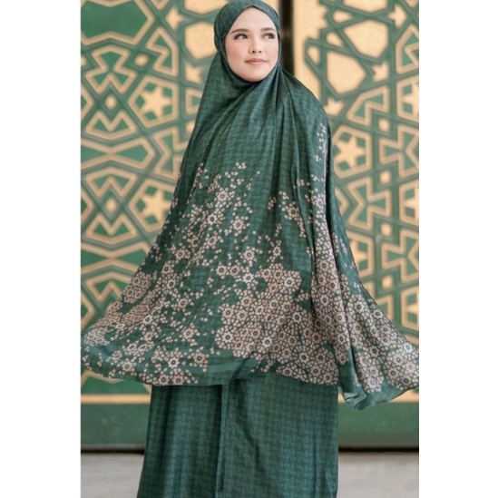 mukena buttonscarves haramain emerald as is item preloved