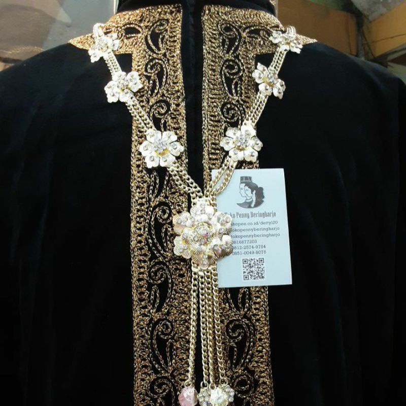 Kalung pengantin pria