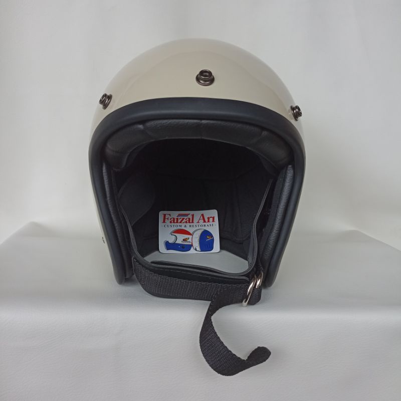 Helm Slim Head Putih Classic Busa Hitam