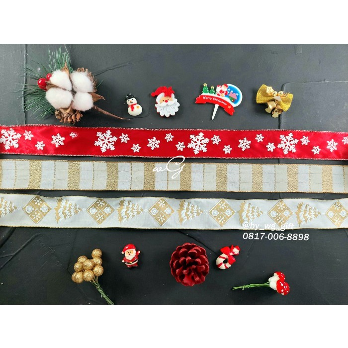

Pita Natal Christmas - Mix Motif; Lebar 3.8 Cm; Panjang 10 Meter 045