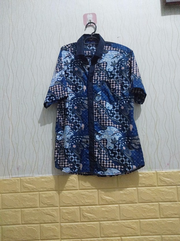 [gridline - Regular1] Kemeja Batik Pria Katun Lengan Pendek Regular R021 R022 R023 R024 R025 R026