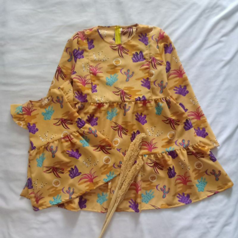 Baju kembar ibu dan anak