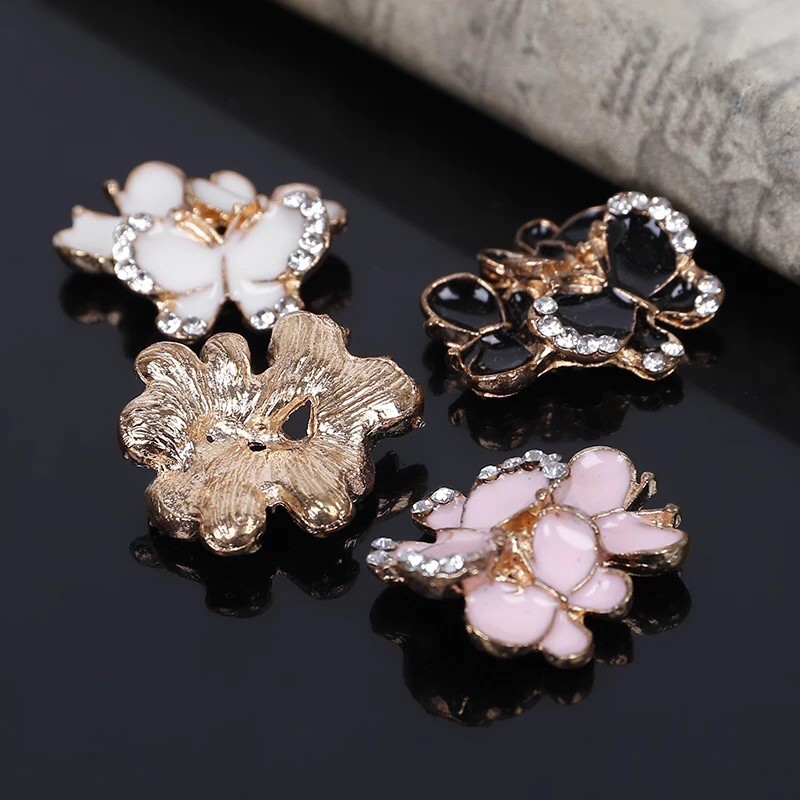 Bahan ALLOY TRIPLE BUTTERFLY 21x19mm Per PCS Bahan craft Jepit rambut bros Tasbih blink