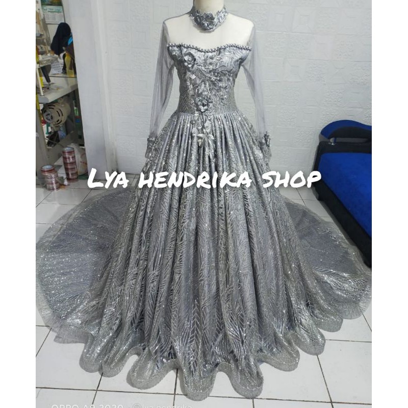 Gaun pengantin ekor candy silver