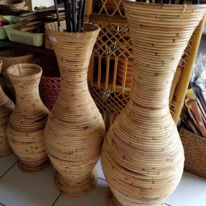 VAS POT BUNGA GUCI ROTAN ORIGINAL KLASIK 70 CM