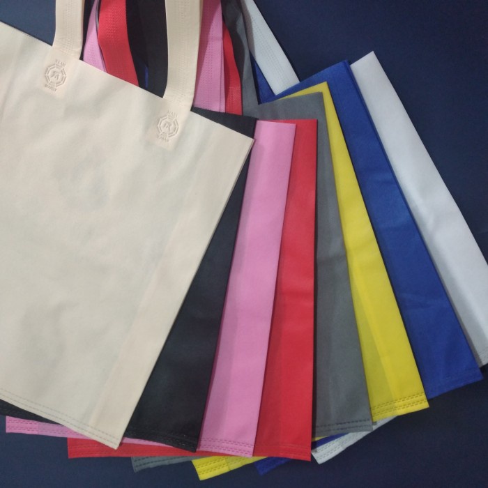 

NEW tas sponbond/godiebag uk 38x45x10 polos termurah