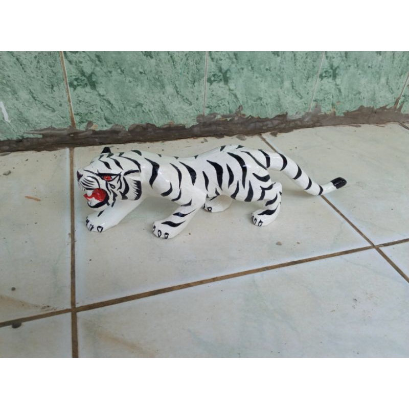 patung miniatur harimau putih uk17cm